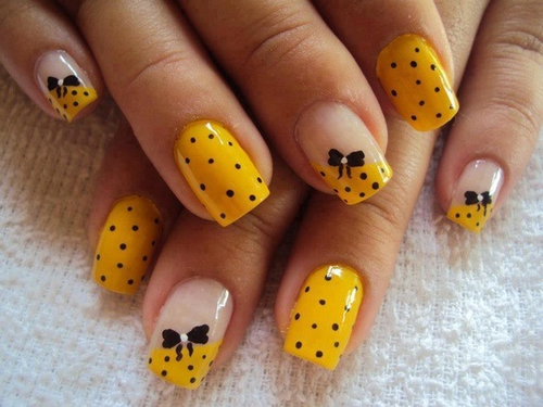 Attractive yellow black design Polka dots nail art