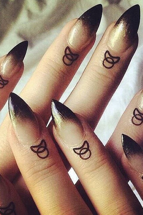 Attractive shaded Edgy nail art
