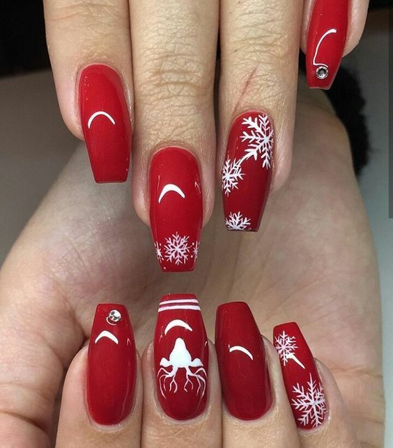 Awesome red Christmas flake Wedding nail art