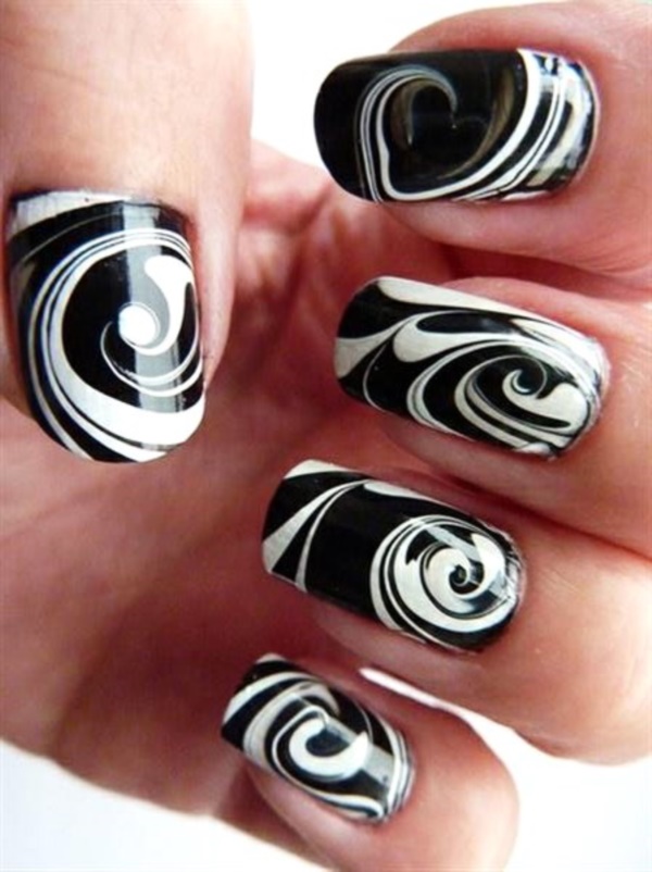 Charming black white circle Stripe nail art