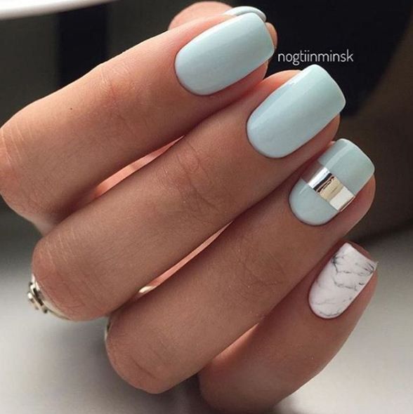 Classy print Marble nail art