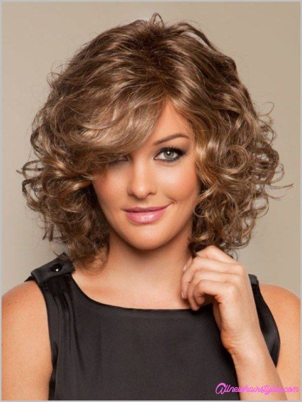 Cute Look on girls Curly Hairstyle