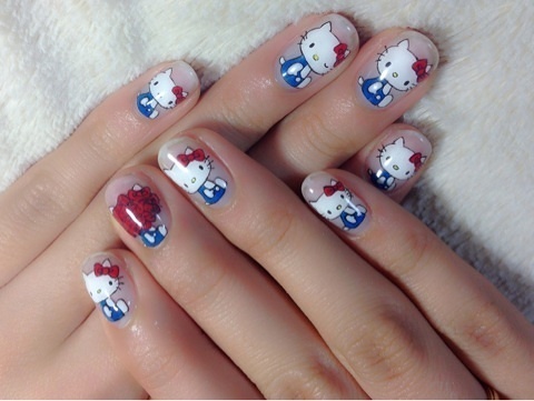 Easy sticker Hello kitty nail art