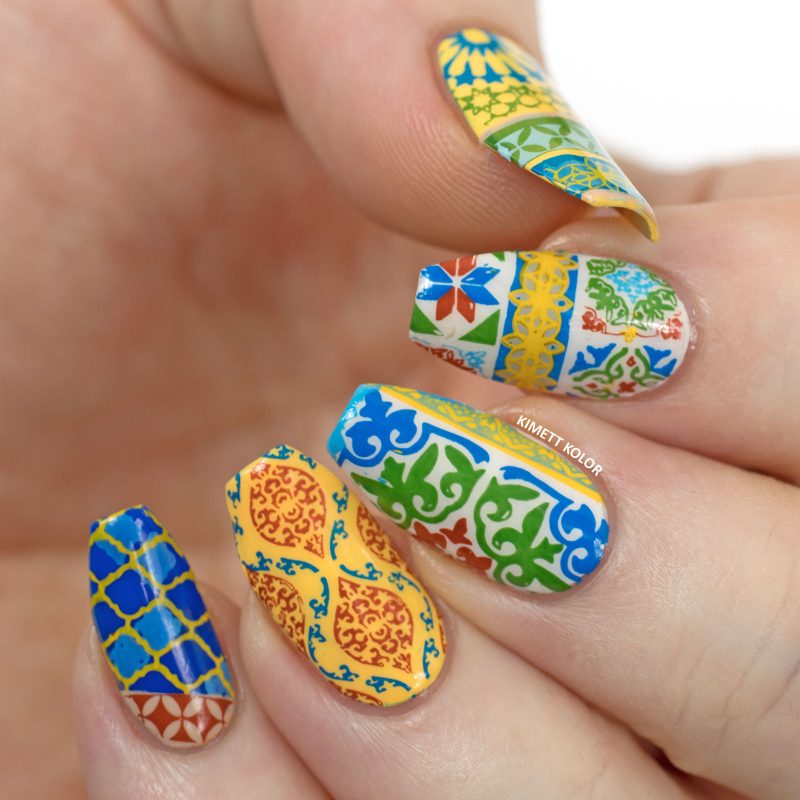 Epic traditional printed design gel Tiles nail art