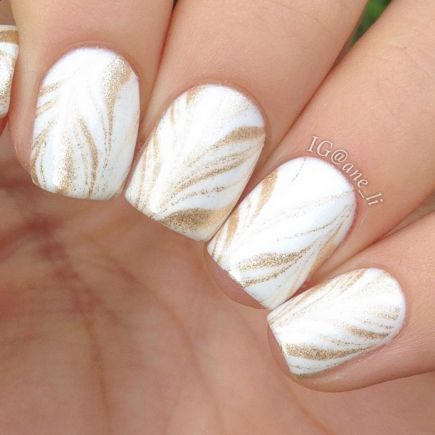 Gorgeous golden white Marble nail art