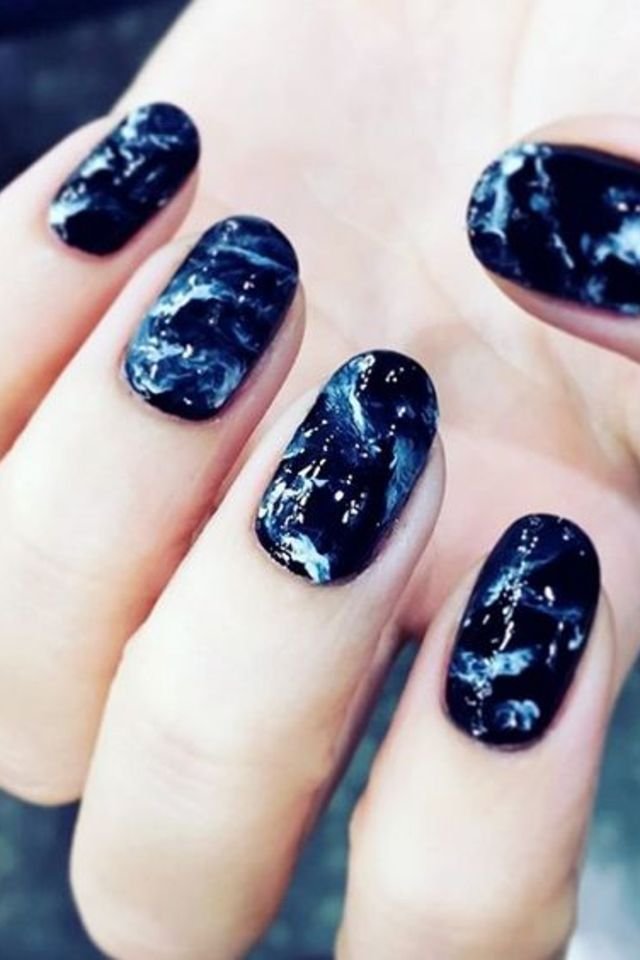 Mind blowing blue print Marble nail art