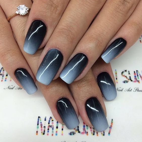New grey and black look Ombre nail art
