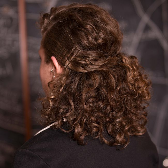 Nice look for working women Curly Hairstyle