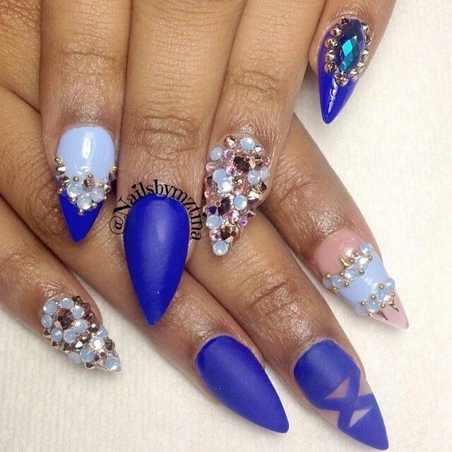 Pretty blue design Stones nail art