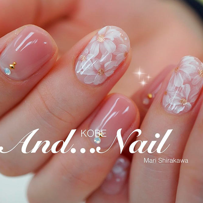 Pretty rose gel Wedding nail art